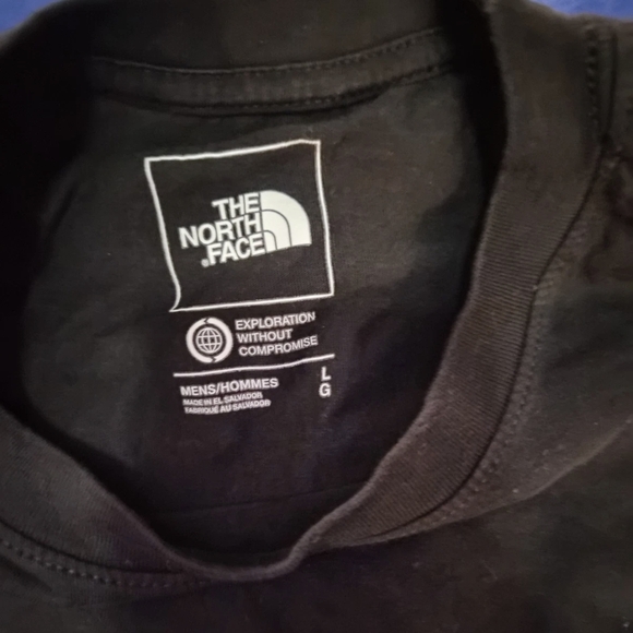 Nike Men's Graphic Tee - Black and Blue - Picture 4 of 12